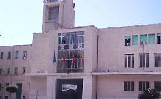 Gela, l'isola felice tra furti, pistolettate e scontri politici