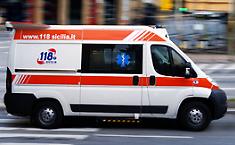 Gela, accoltellato un ventenne al culmine di una lite scoppiata in un bar