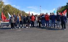 Fine contratto e badge disattivati: monta la protesta delle guardie giurate davanti ai cancelli di EniMed