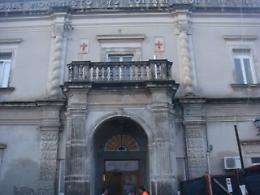 Nell'ospedale di Lipari si boccheggia: condizionatore guasto da due mesi