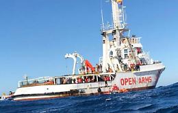 Quattro Paesi Ue accoglieranno i profughi: la Open Arms sbarca a Messina