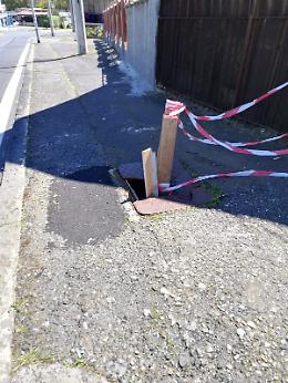 Catania: botola pericolosa al villaggio Sant'Agata