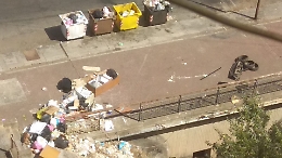Catania, v.le Moncada: il comune sposti i cassonetti