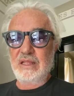 Briatore torna su Instagram: «Ancora in isolamento, ma pronto a ricominciare»