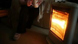 Paternò, coppia trovata morta: forse uccisa da esalazioni di una stufa