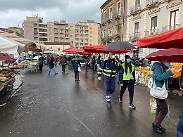 Covid, mancato rispetto "zona rossa" alla Fiera di Catania: controlli e multe