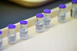 Vaccini in Sicilia agli over 80: ecco come ci si può prenotare