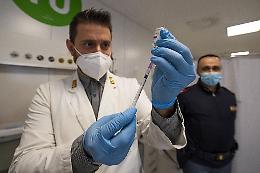 Multe in arrivo per i no-vax, la Consulta decide sull'obbligo