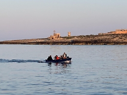 Migranti, dal Viminale altre tre navi quarantena a Lampedusa