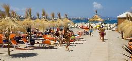 Ferragosto: gli stabilimenti balneari sfiorano sold out. In Sicilia 95% di posti prenotati