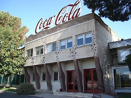 Sugar Tax, Matteo Renzi: «Abolirla per evitare la fuga di Sibeg in Albania»