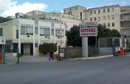Da Gela all'ospedale di Vittoria per problemi vascolari, ma si scopre che è positivo al virus
