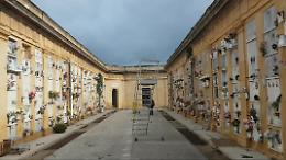 Mazara del Vallo, rubati attrezzi per la sepoltura nel cimitero