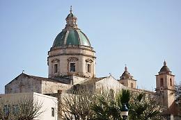 A Trapani parroco si ammala di Covid: chiesa chiusa e stop a celebrazioni