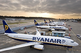 Aeroporto Trapani, appello dei sindacati ai Comuni: «Pagate Ryanair se no andrà via un'altra volta»