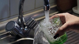 La Cassazione: niente acqua potabile? Il gestore delle rete deve risarcire gli utenti
