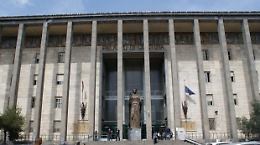 Assemblea della Camera penale di Catania all'aperto dopo casi positivi