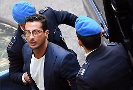 Fabrizio Corona: «Dottoressa è Natale, mi aiuti; mi faccia tornare a casa»