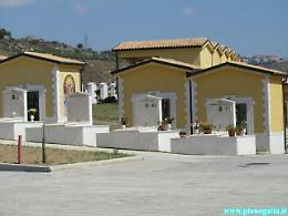 Cimitero di Piano Gatta, raccolta firme per consentire il riavvio delle sepolture