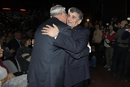 Sinistra, anche Bartolo all'incoronazione di Grasso: applausi per il medico di Lampedusa