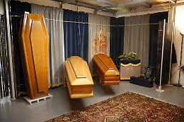 Palma, colpi di pistola contro veicoli di titolare di agenzia funebre