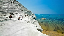 Scala dei Turchi, c'&egrave; l'accordo tra Comune e proprietario ma &egrave; polemica