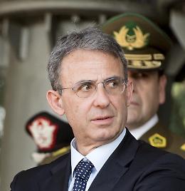 Incendio nel Ragusano, il ministro Costa: «Stiamo seguendo la situazione con attenzione e preoccupazione»