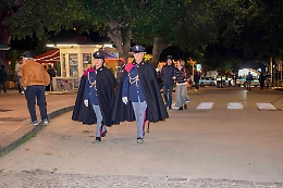 In alta uniforme in via Atenea per tutta la durata del periodo natalizio