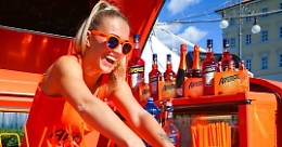 Aperol Spritz: Castellammare del Golfo si tinge di arancione