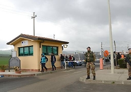 Cara di Mineo, quanti problemi. Il sindaco contro il nuovo appalto