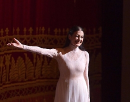 Carla Fracci tra le stelle della danza alla  "Dance Competition"