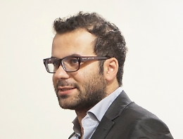 Colpi di bastone al vice sindaco di Paternò: lo hanno assalito in tre