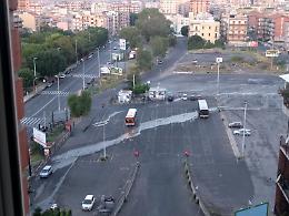 Catania: piazzale Sanzio "Autolavaggio" per gli autocompattatori
