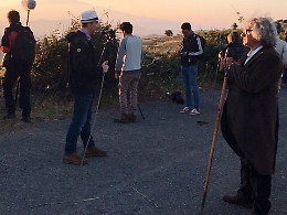 Uomini, bestie e tamburi: la transumanza con Alfio Antico