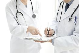 Sanità, in Sicilia i concorsi restano una "chimera": in piazza infermieri e ostetrici