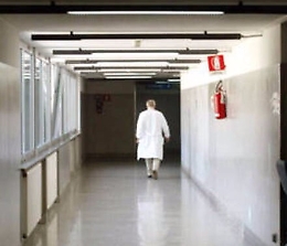 Covid, il bollettino del 30 novembre: in Sicilia 545 nuovi casi, 8 morti ma ricoveri in calo