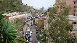 Taormina, passerella aerea nell'ospedale San Vincenzo