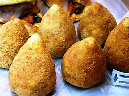 Arancini, cipolline e cartocciate
gusto etneo nel cuore di Bruxelles