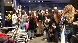 Code da "Black Friday", nei negozi è corsa all'acquisto low cost