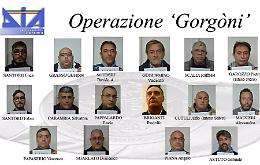 Mafia e mazzette dietro appalti per raccolta rifiuti nel Catanese: 16 arresti e due ditte sequestrate