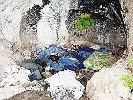 Acradina, stop al degrado sociale: sgomberate le grotte della balza