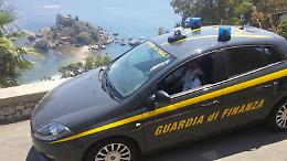 Taormina, scoperti tre B&amp;B abusivi e nove lavoratori in "nero": nascosti al Fisco 450 mila euro