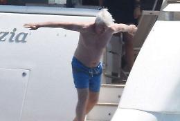 Le vacanze hot di Gere in Sicilia