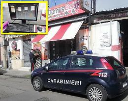 Catania, sala giochi clandestina in un chiosco di Zia Lisa