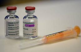 Diciotto morti su 32 milioni di vaccini, Speranza: &laquo;Astrazeneca sicuro&raquo;