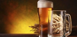 Messina, con il vaccino ai 16enni anche un bicchiere di birra ma è polemica