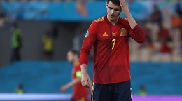 L'amarezza di Morata: «Hanno augurato la morte a me e ai miei figli»
