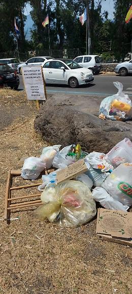 Mascali (Ct): litorale di Fondachello...senza parole