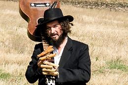 Vinicio Capossela con "Bestiale Comedia - Concerto Dantesco" il 7 Agosto alle Orestiadi