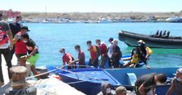 Altri 5 sbarchi a Lampedusa. «Bloccare l'immigrazione clandestina è un dovere«